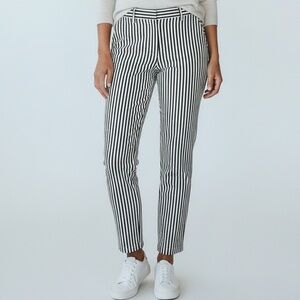Lauren Ralph Lauren Seersucker Striped Pants NWT Size 6
